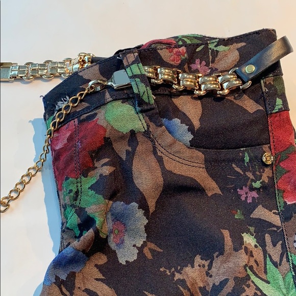 Estenstivo printed floral pants - Picture 3 of 3